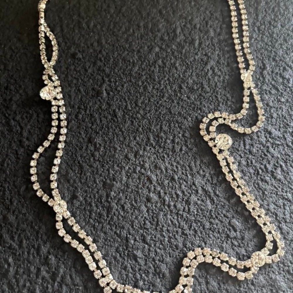 Vintage 36" Rhinestone Necklace Regency core